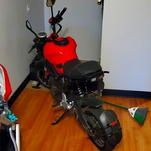Electric  motorcycle